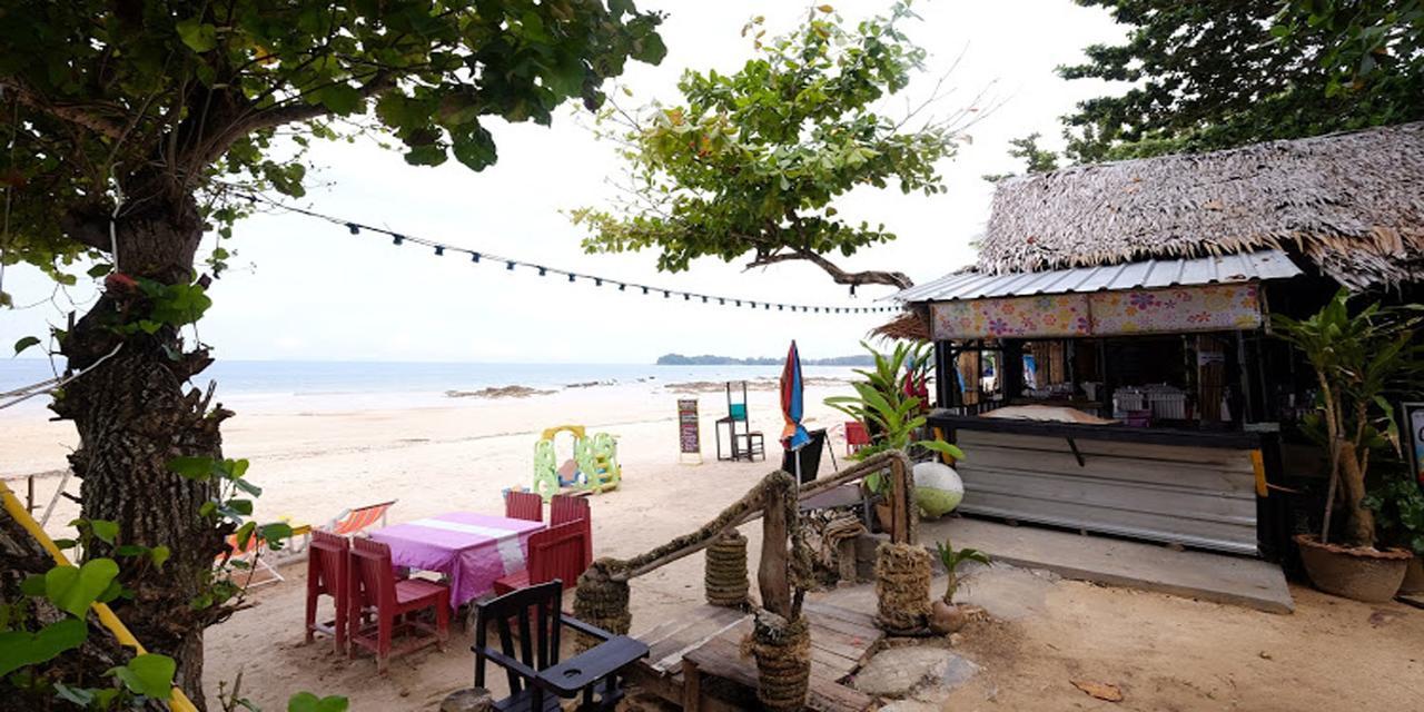 Rann Chalet Beach Side Koh Lanta Exterior photo
